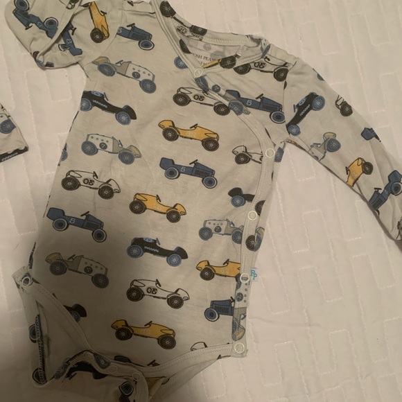 Posh Peanut Tie Front Kimono Set with Matching Hat - Picture 5 of 5